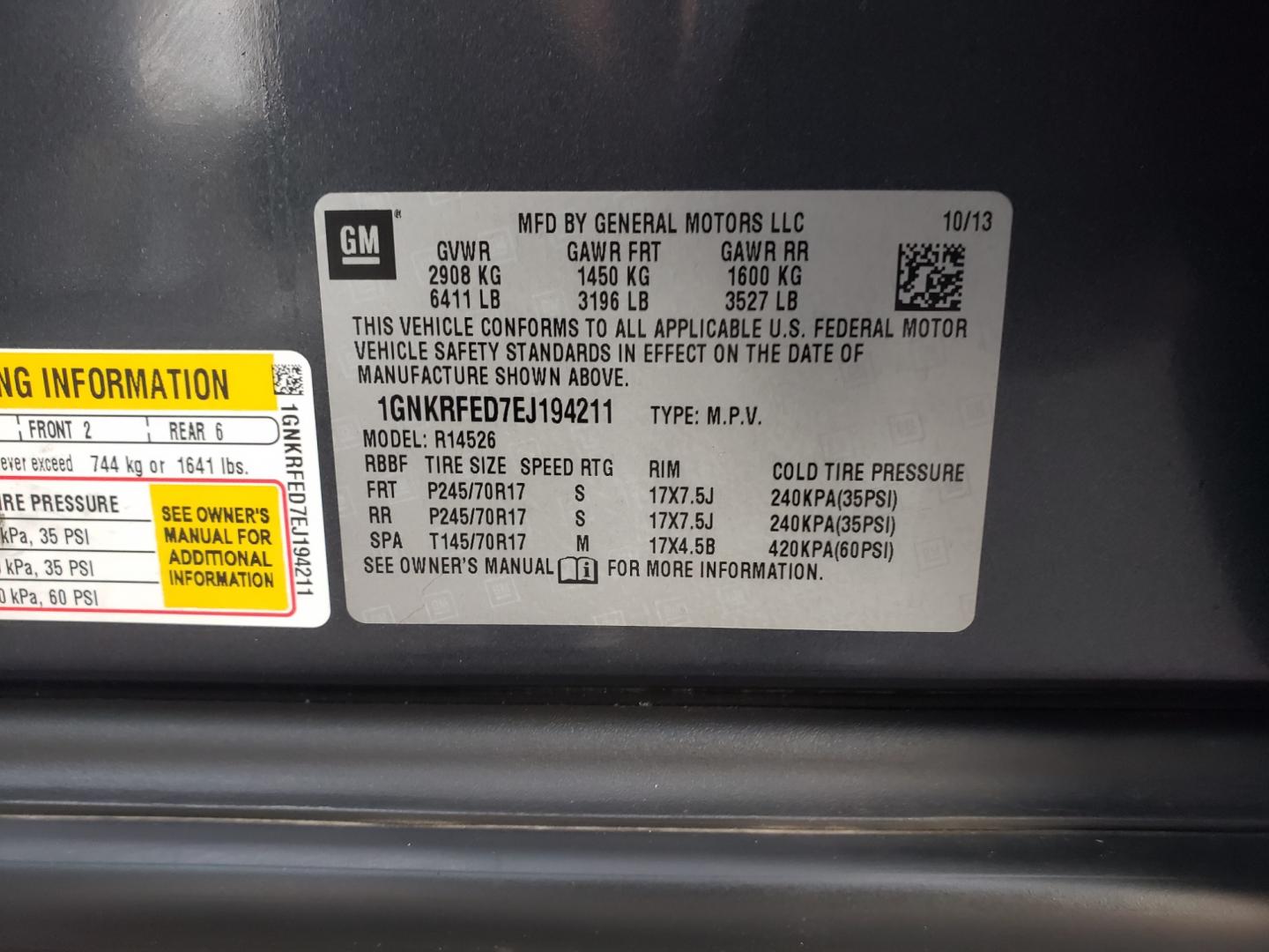 2014 /gray and lite gray Chevrolet Traverse ls (1GNKRFED7EJ) with an 3.6L V6 DOHC 24V engine, 4-Speed Automatic transmission, located at 323 E Dunlap Ave., Phoenix, AZ, 85020, (602) 331-9000, 33.567677, -112.069000 - 2014 Chevrolet Traverse LS,.......EXCELLENT condition,.... Ice Cold A/C, Gray and lite gray interior with lite gray cloth seats in near perfect condition, 3RD row seating, Rear AC, New brakes, Tune up, Touch screen Stereo/CD Player, Bluetooth, Phone sync, Backuup camera, Satellite, This suv is gorge - Photo#21